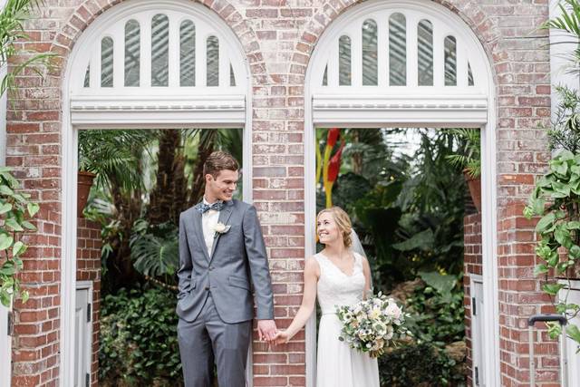 2337487_web1_PTR-PHIPPSWEDDING-3