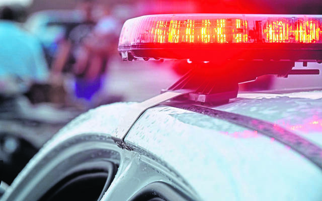 2344464_web1_PoliceLightsZ 2344464_web1_PoliceLightsZ