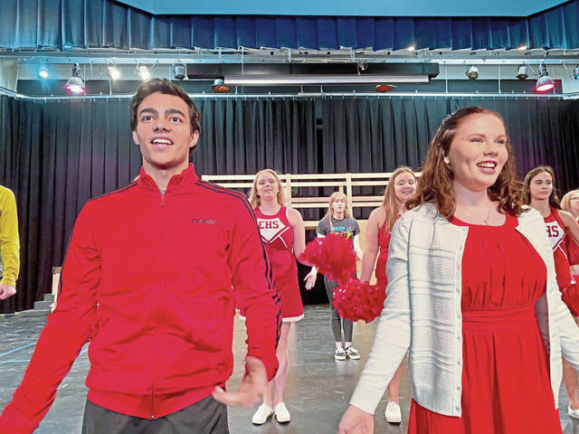 2365886_web1_vnd-apolloridgemusical1-022520
