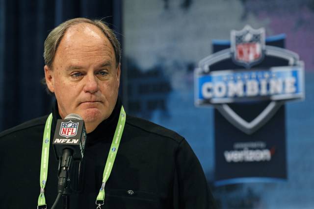 2369984_web1_NFL_Combine_Football_14661.jpg-97246