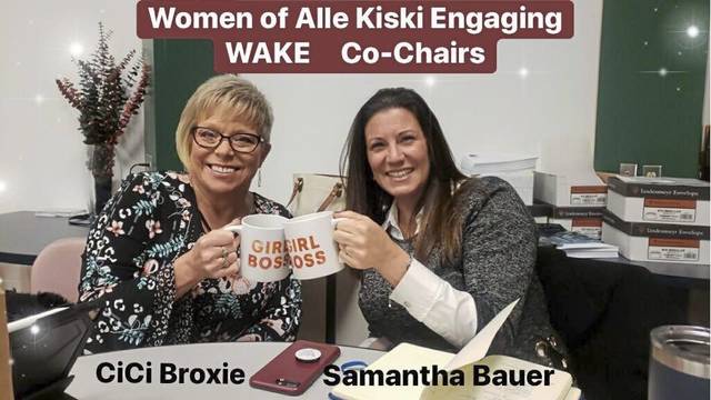 2372705_web1_VND-LIV-WAKE-COCHAIRS