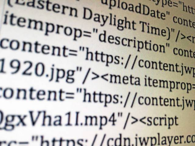 2374994_web1_WEB-computercode