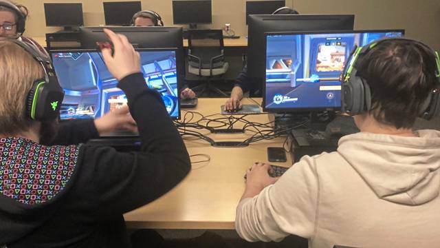 2376379_web1_gtr-pittesports1-022820
