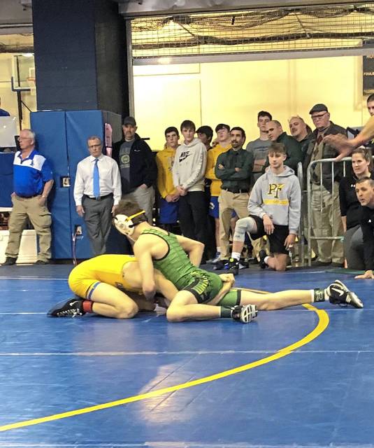 Penn-Trafford’s Hohman pulls off upset to reach WPIAL Class AAA wrestling semifinals