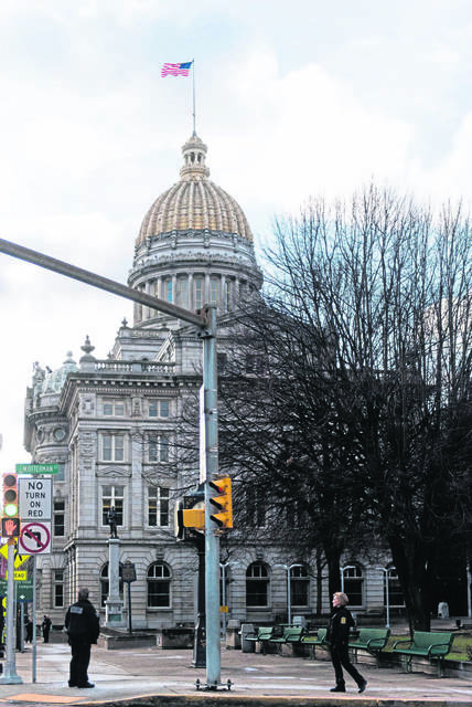 2387371_web1_gtr-courthousebomb02-010720