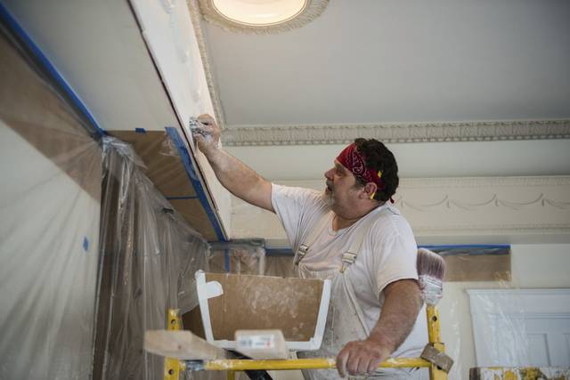 2395309_web1_gtr-gbgplaster003-030320