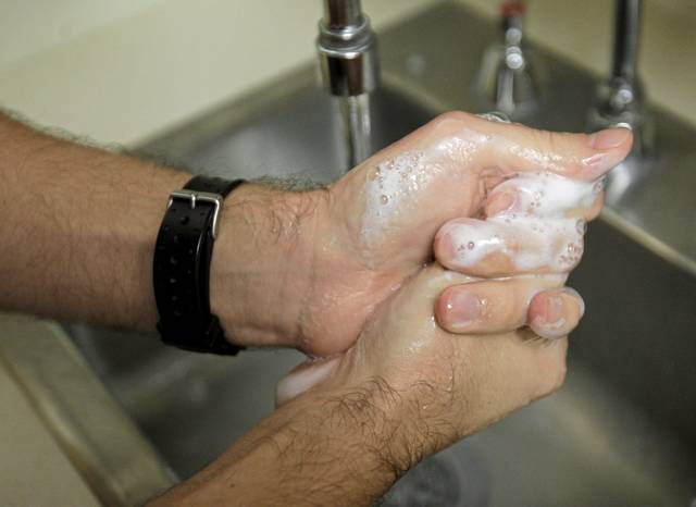 2395406_web1_web-handwashing