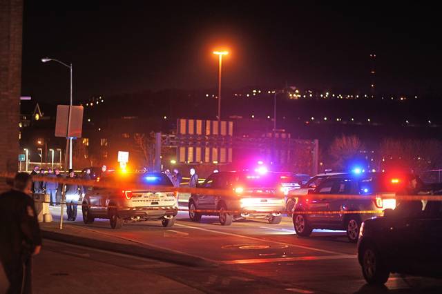 2415911_web1_ptr-OfficerShotNS-04-030620