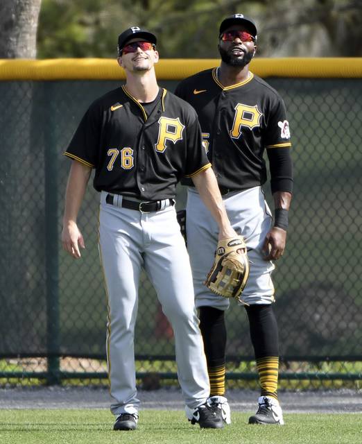 2425000_web1_gtr-bucs04-031020