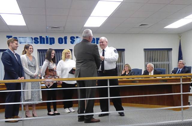 New Shaler Township Police Chief sworn in by district justice