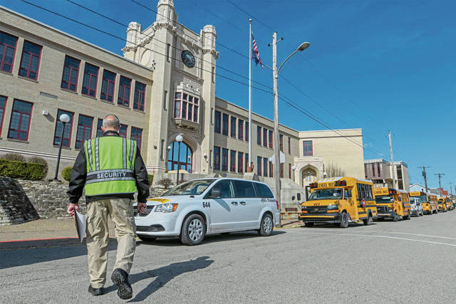 2448843_web1_VND-SchoolsReax-031420