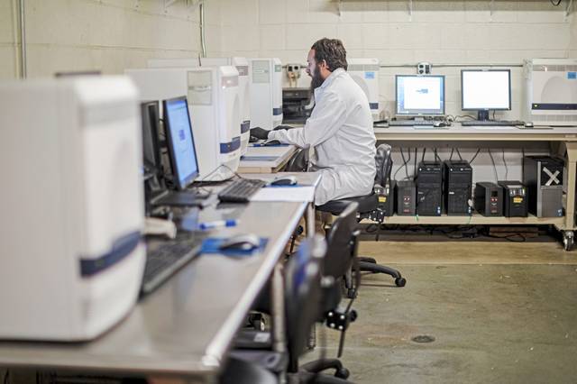 2455535_web1_Pennsylvania-coronavirus-testing-02