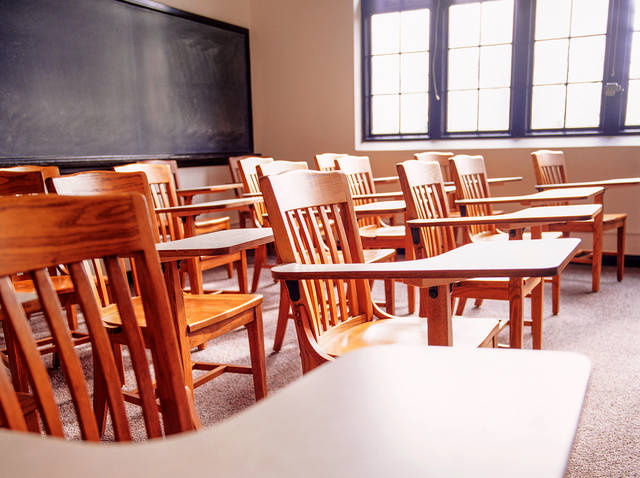2456060_web1_ClassroomSeats
