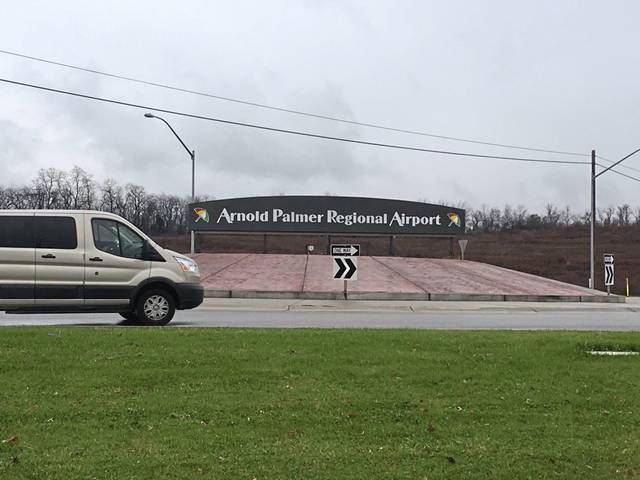 2465054_web1_gtr-PalmerAirSign-111318