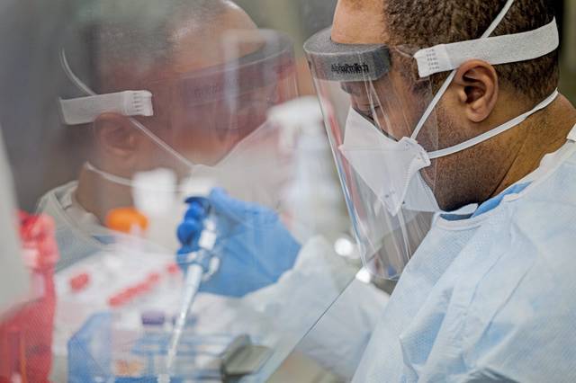 2465990_web1_Pennsylvania-coronavirus-testing-05