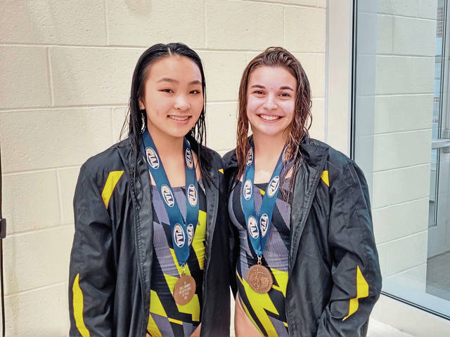 Led by veteran Maya Ennis, North Allegheny divers shine at PIAA meet