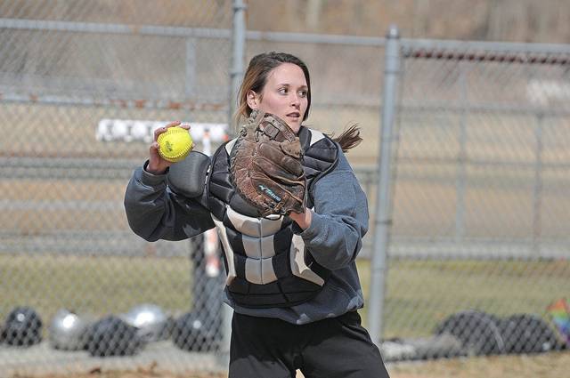 With youth and experience, Valley softball is looking to break its playoff hiatus