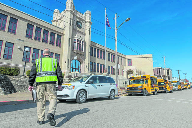 2488631_web1_VND-SchoolsReax-031420