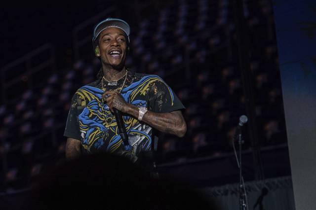2490553_web1_ptr-khalifa-23-101319