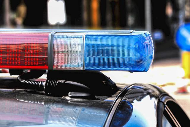 2507804_web1_web-policelights6
