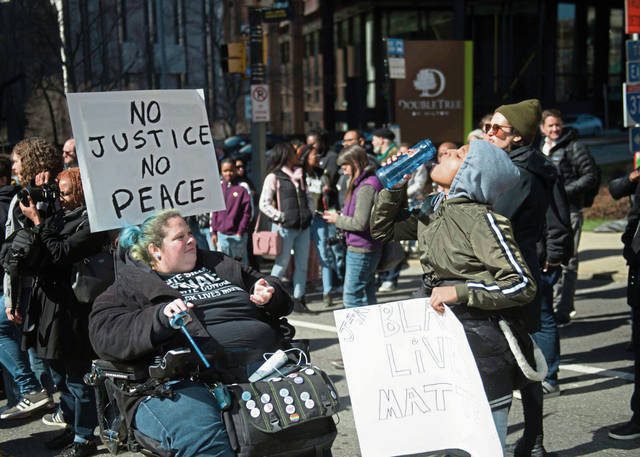 925606_web1_PTR-VerdictProtest20032319