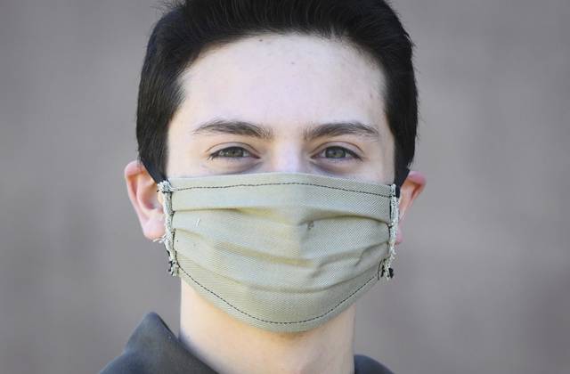 2523938_web1_ptr-DIYmasks1--040420