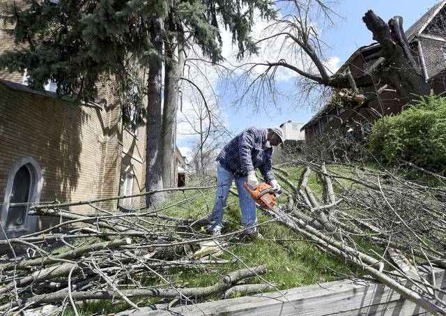 2541121_web1_VND-LO-Cleanup01-041020
