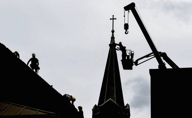 2553967_web1_VND-LO-StMaryCross1-041520