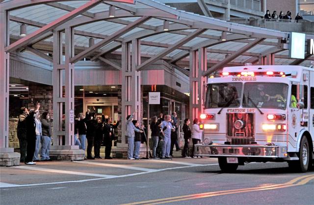 Vehicle procession draws hundreds to honor UPMC Passavant health workers<span class="headline-video">Video <i class="fa-solid fa-circle-play"></i></span>