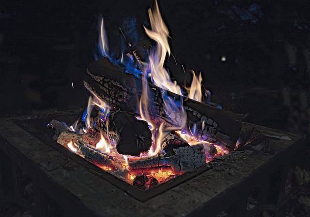 2561381_web1_web-firepit