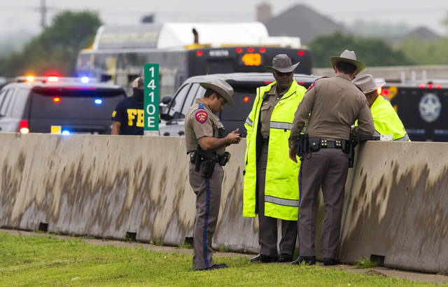 2568780_web1_AP20110716388721