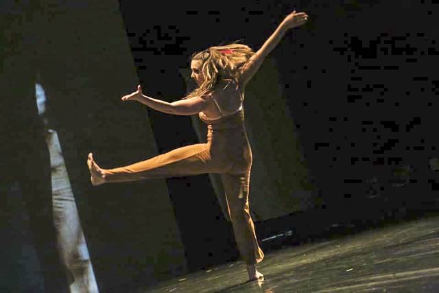 2585514_web1_gtr-ADAPTdancers2-042920