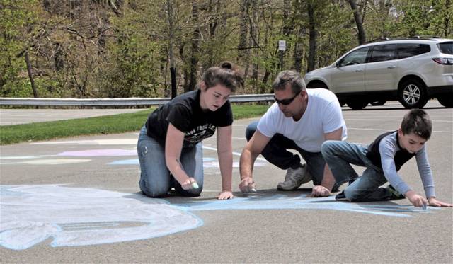 Shaler families beating boredom with chalk art creations at Kiwanis Park