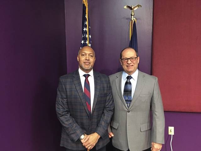 Plum votes down resolution defying Gov. Wolf’s orders