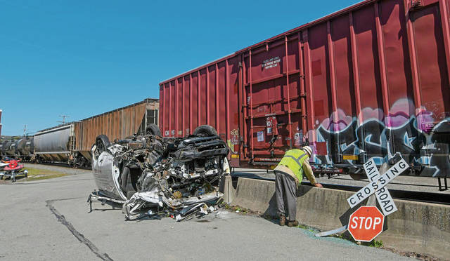 2641137_web1_VND-ChesTrainCrash2-051420