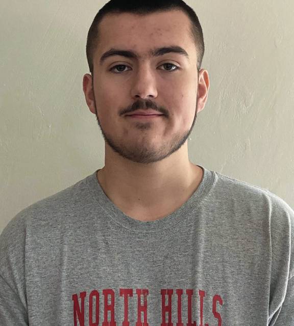 Dek hockey athleticism earns North Hills lineman 1st college football offer<span class="headline-video">Video <i class="fa-solid fa-circle-play"></i></span>