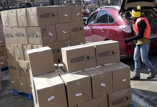 2654999_web1_PTR-FoodBank-042120