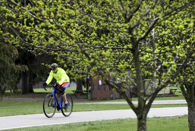 2663232_web1_PTR-LO-Cyclist-040220