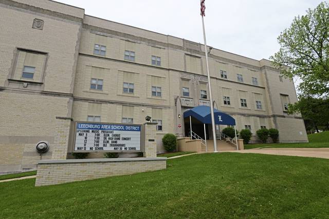 2665037_web1_WEB-leechburg-highschool