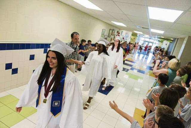 2676644_web1_gtr-SeniorWalk41-010319