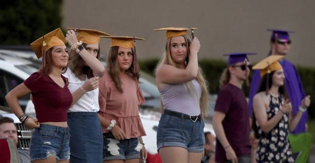 Plum’s graduates appreciate special ceremony at Pittsburgh Mills parking lot<span class="headline-video">Video <i class="fa-solid fa-circle-play"></i></span>