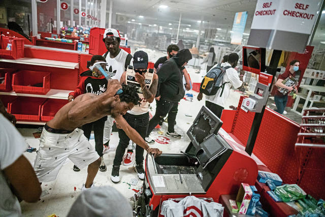 2684405_web1_2684405-c5cd817a118541f29d37c97066a4f81a