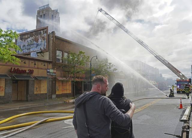 2688881_web1_MinnBusinesses