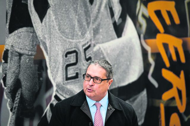 2691485_web1_ptr-hockeyhistory10-020120
