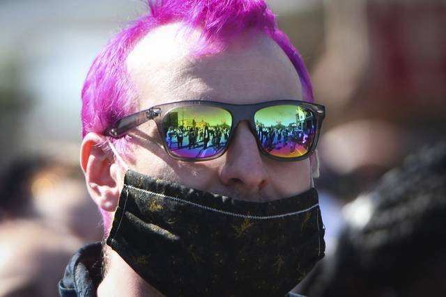 2694790_web1_ptr-protest105-060220