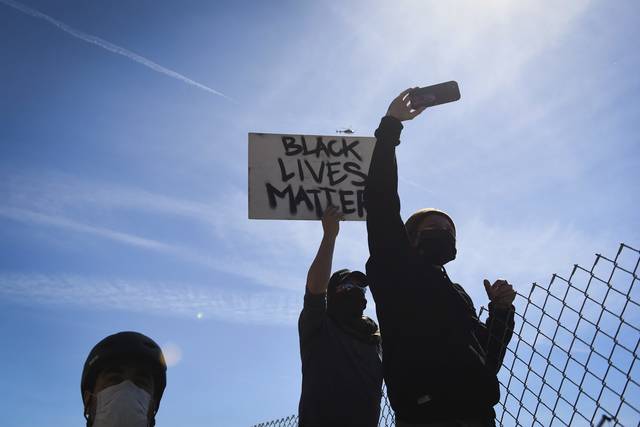 2694790_web1_ptr-protest107-060220