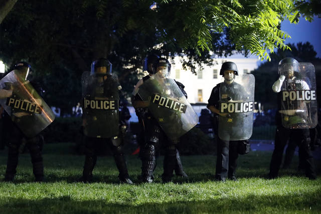 2695116_web1_2695116-edcca4c881564f488588c9c4281d4b12