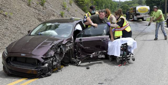2705941_web1_VND-fawncrash03-060520
