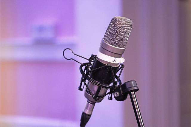 2706595_web1_gtr-Microphone