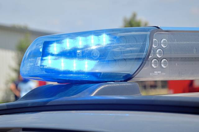 2713641_web1_web-policelights10